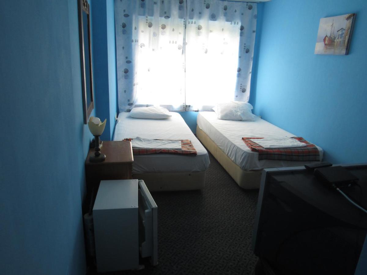 Hostel Papagal Varna Ngoại thất bức ảnh