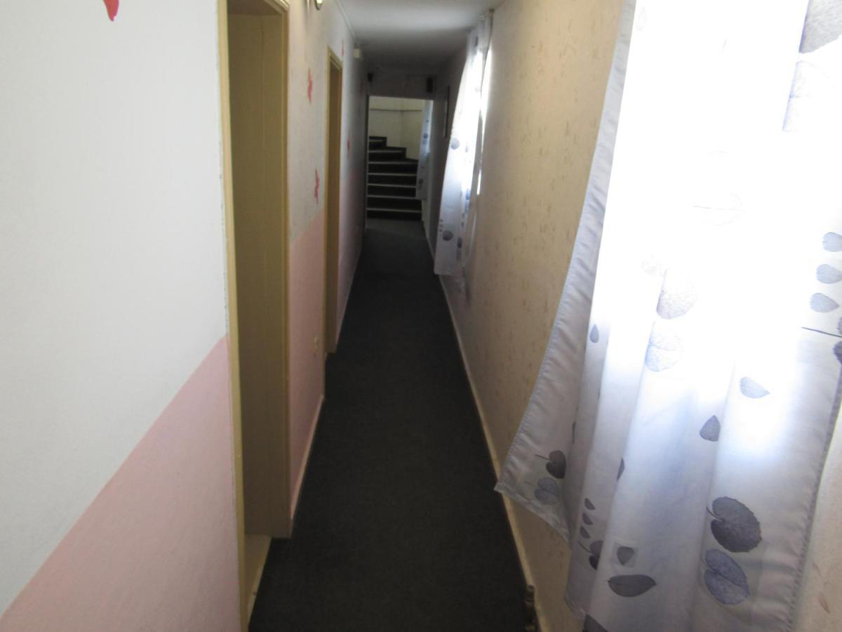Hostel Papagal Varna Ngoại thất bức ảnh