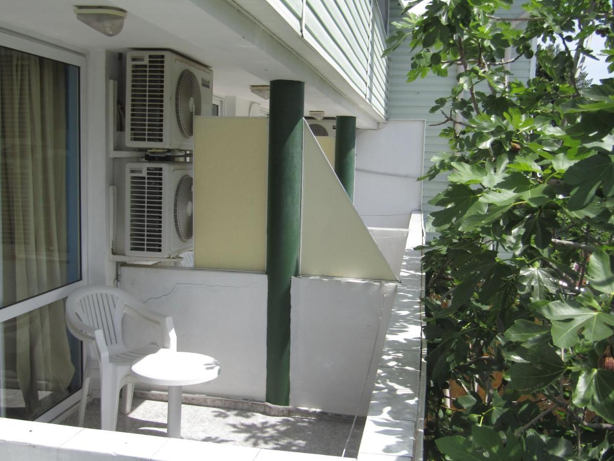 Hostel Papagal Varna Ngoại thất bức ảnh