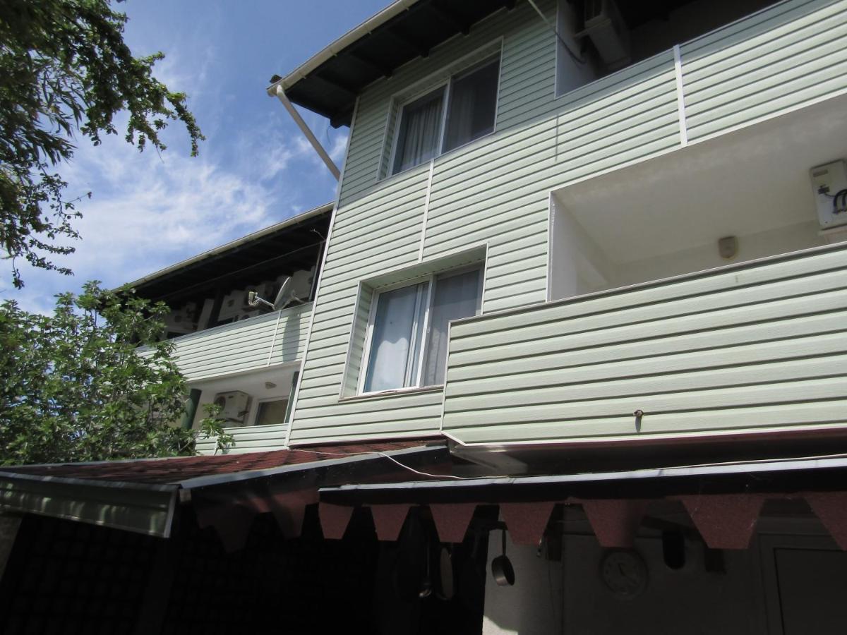 Hostel Papagal Varna Ngoại thất bức ảnh